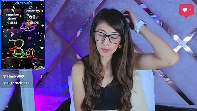  jade white  online show from 3, 3, 2026