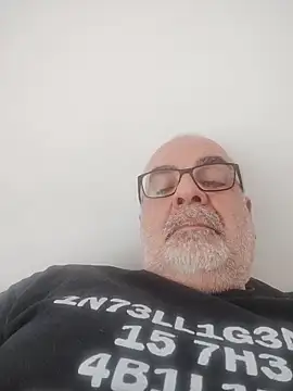 Satiro Sevilla online show from 13, 5, 2026