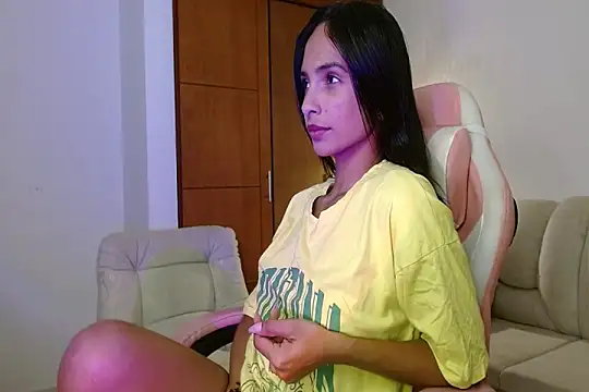 Snapshot of AnnitaSerna_ chatting on 13, 3, 2026 AnnitaSerna online show from 13, 3, 2026