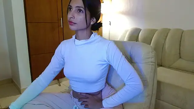 Snapshot of AnnitaSerna_ chatting on 18, 3, 2026 AnnitaSerna online show from 18, 3, 2026