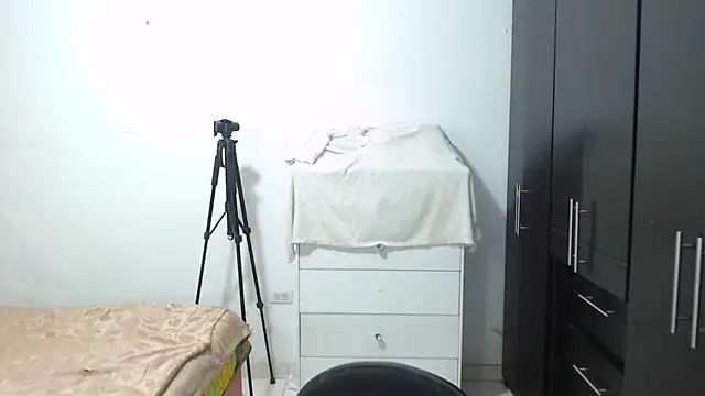 moan sex2 online show from 12, 2, 2026