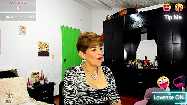 Snapshot of Angelina_Stone_65 chatting on 11, 3, 2026 Angelina Stone 65 online show from 11, 3, 2026