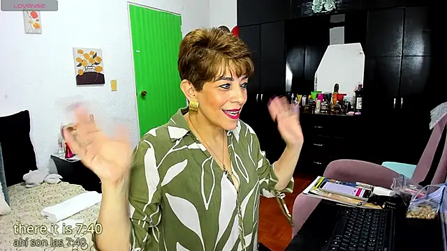 Snapshot of Angelina_Stone_65 chatting on 15, 3, 2026 Angelina Stone 65 online show from 15, 3, 2026