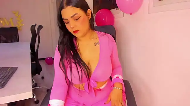 Snapshot of KatyaPittman chatting on 14, 2, 2025 KatyaPittman online show from 14, 2, 2025