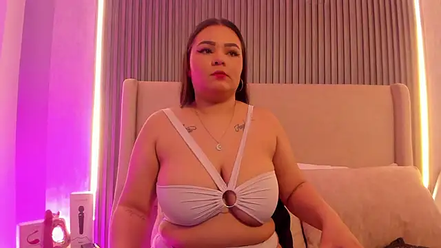 Snapshot of KatyaPittman chatting on 6, 10, 2025 KatyaPittman online show from 6, 10, 2025