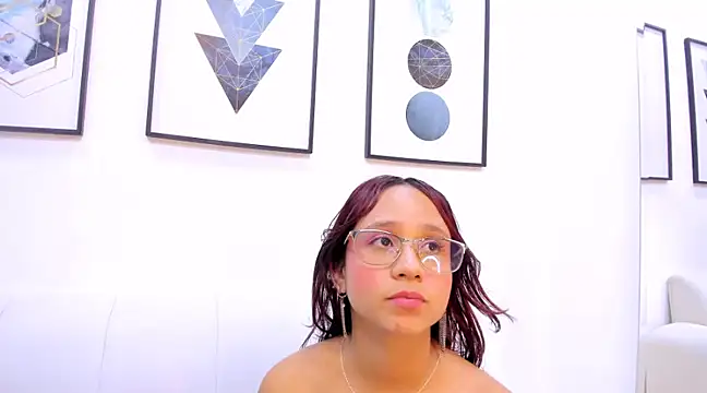 MelanieRoah online show from 28, 12, 2024