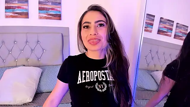samanthasweeth online show from 3, 3, 2025
