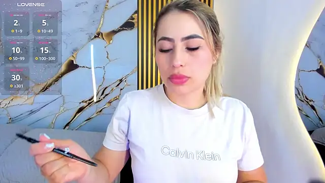 samanthasweeth online show from 10, 10, 2025