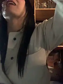 cami leon online show from 29, 1, 2025