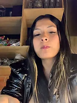 cami leon online show from 18, 2, 2025