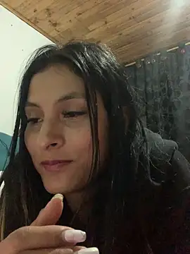 cami leon online show from 3, 3, 2025