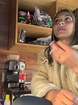 cami leon online show from 20, 3, 2025