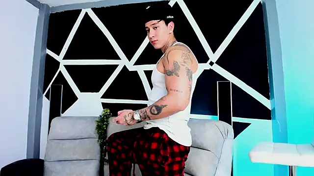 JUSTIN FULLER1 online show from 16, 10, 2025