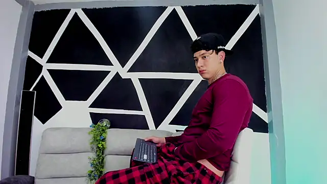 JUSTIN FULLER1 online show from 3, 11, 2025