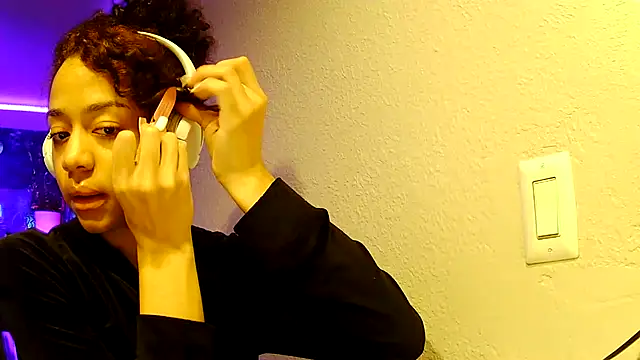 Snapshot of redbonejada chatting on 6, 2, 2026 redbonejada online show from 6, 2, 2026