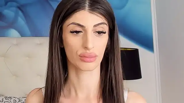 SkinnyDolly online show from 17, 2, 2025