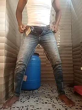 Snapshot of MrNick74 chatting on 16, 12, 2024 MrNick74 online show from 16, 12, 2024