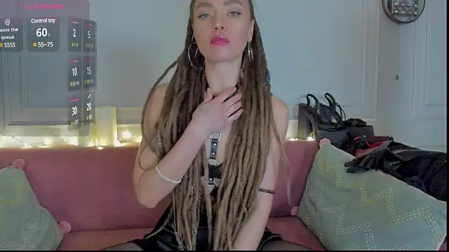 Snapshot of KellyFouler chatting on 8, 2, 2025 KellyFouler online show from 8, 2, 2025