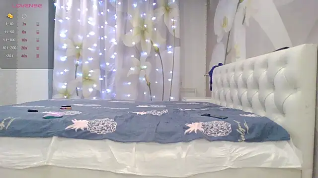 katerinapree online show from 4, 1, 2025