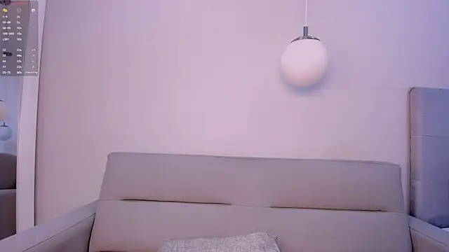 Abril Storm online show from 11, 9, 2025