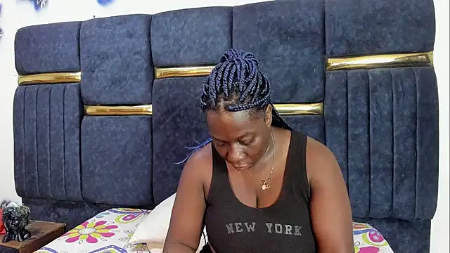 Snapshot of skaysanchez1 chatting on 6, 4, 2026 skaysanchez1 online show from 6, 4, 2026