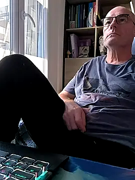 bogland33 online show from 6, 2, 2025