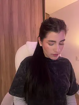 Snapshot of ARITOO_ chatting on 6, 6, 2026 ARITOO online show from 6, 6, 2026