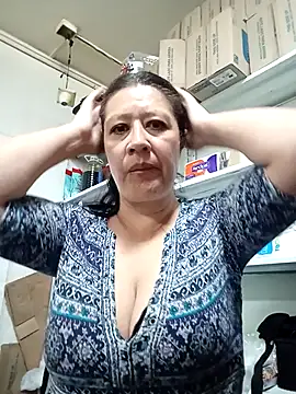 carolina linarez69 online show from 30, 4, 2026