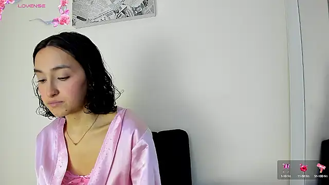 its  angelica  online show from 7, 12, 2024