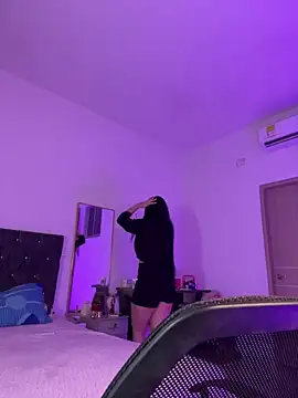 Snapshot of AuroraFiore chatting on 4, 2, 2026 AuroraFiore online show from 4, 2, 2026