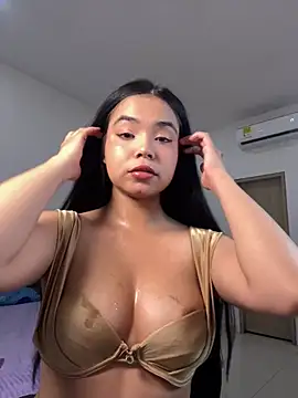 Snapshot of AuroraFiore chatting on 6, 4, 2026 AuroraFiore online show from 6, 4, 2026