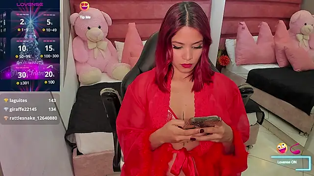 Snapshot of anna__duff chatting on 26, 12, 2024 anna duff online show from 26, 12, 2024