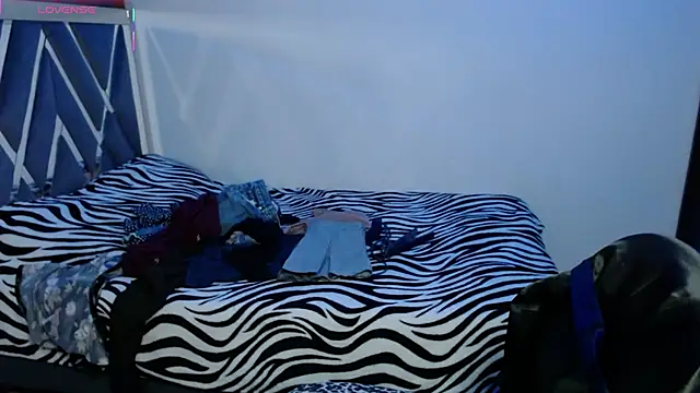 Snapshot of Amber_Lovely chatting on 26, 9, 2025 Amber Lovely online show from 26, 9, 2025