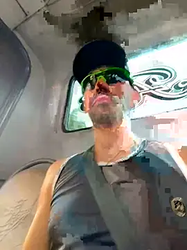 Snapshot of dantedesirexx chatting on 5, 12, 2024 dantedesirexx online show from 5, 12, 2024