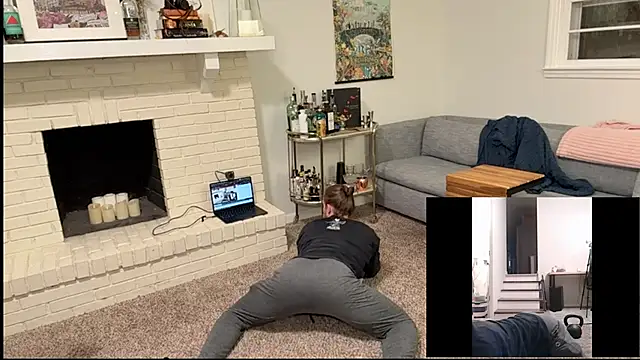 Snapshot of DaddydayDrinkzz chatting on 2, 12, 2024 DaddydayDrinkzz online show from 2, 12, 2024