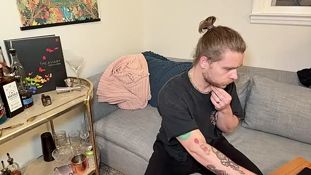 Snapshot of DaddydayDrinkzz chatting on 5, 12, 2024 DaddydayDrinkzz online show from 5, 12, 2024