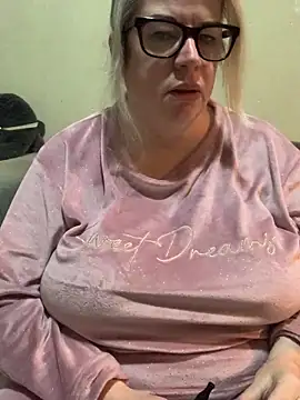 curvy-Ruby-Uk online show from 11, 1, 2025