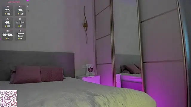 Snapshot of flora_off chatting on 20, 2, 2025 flora off online show from 20, 2, 2025