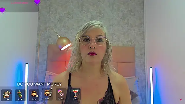 CarolinaGlamour online show from 4, 5, 2026