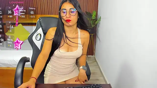 evelin leroy online show from 30, 1, 2025