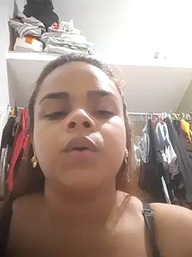 Snapshot of Evabigass chatting on 2, 2, 2025 Evabigass online show from 2, 2, 2025