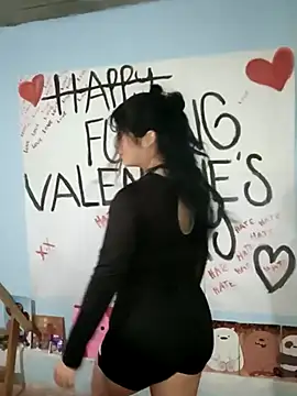 Snapshot of Elvishcassie_ chatting on 20, 2, 2025 Elvishcassie online show from 20, 2, 2025
