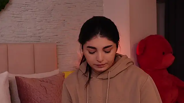 RachelSwaan online show from 18, 1, 2025