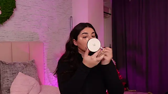 RachelSwaan online show from 13, 11, 2025