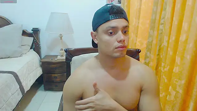Snapshot of Booy_Hott chatting on 11, 2, 2025 Booy Hott online show from 11, 2, 2025