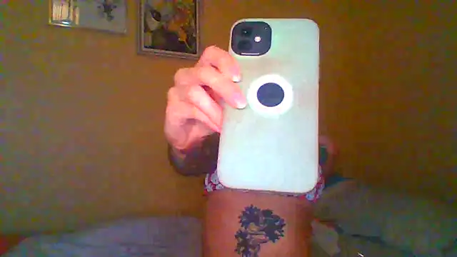 felinebitxx online show from 3, 1, 2025