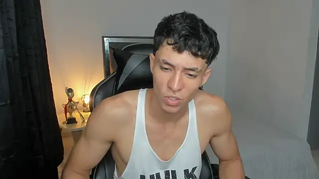 enzo sloran online show from 2, 12, 2025