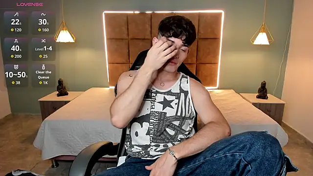 AlejooTwink online show from 12, 5, 2026