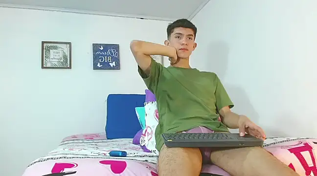 Noah tyler  online show from 20, 12, 2024