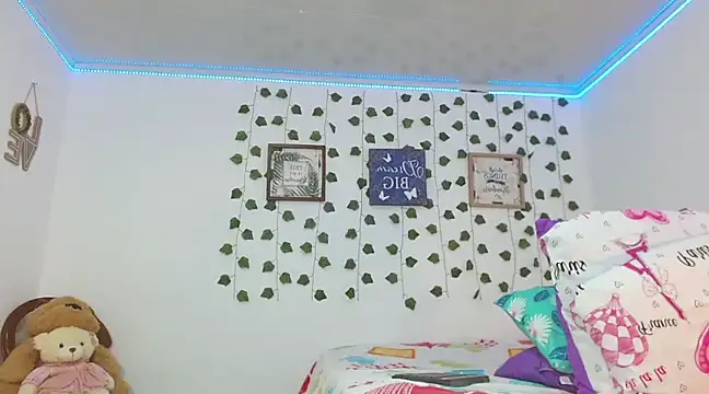 Noah tyler  online show from 11, 1, 2025